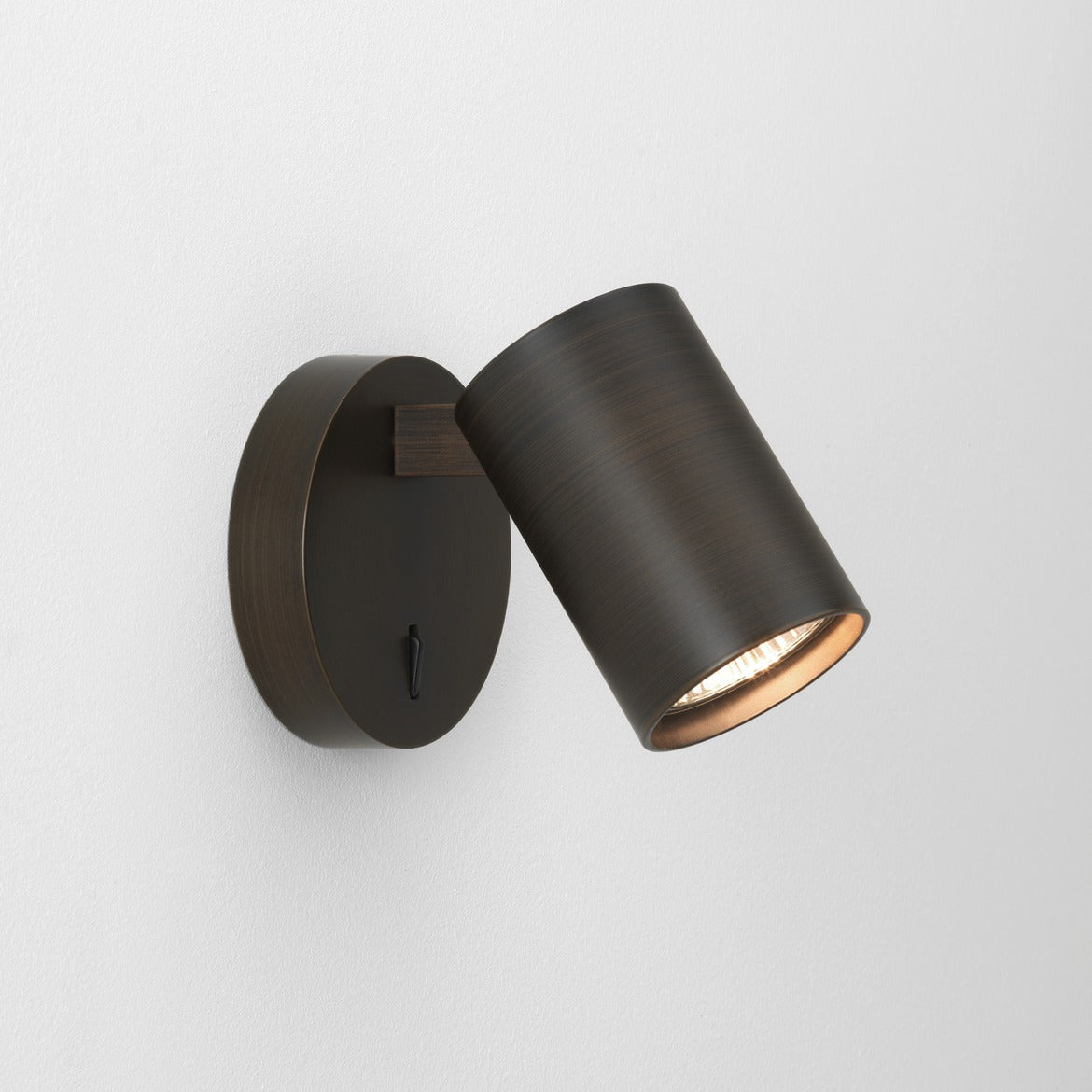 ASCOLI SINGLE SWITCHED - Liseuse Design Astro Lighting | Espace Lumière